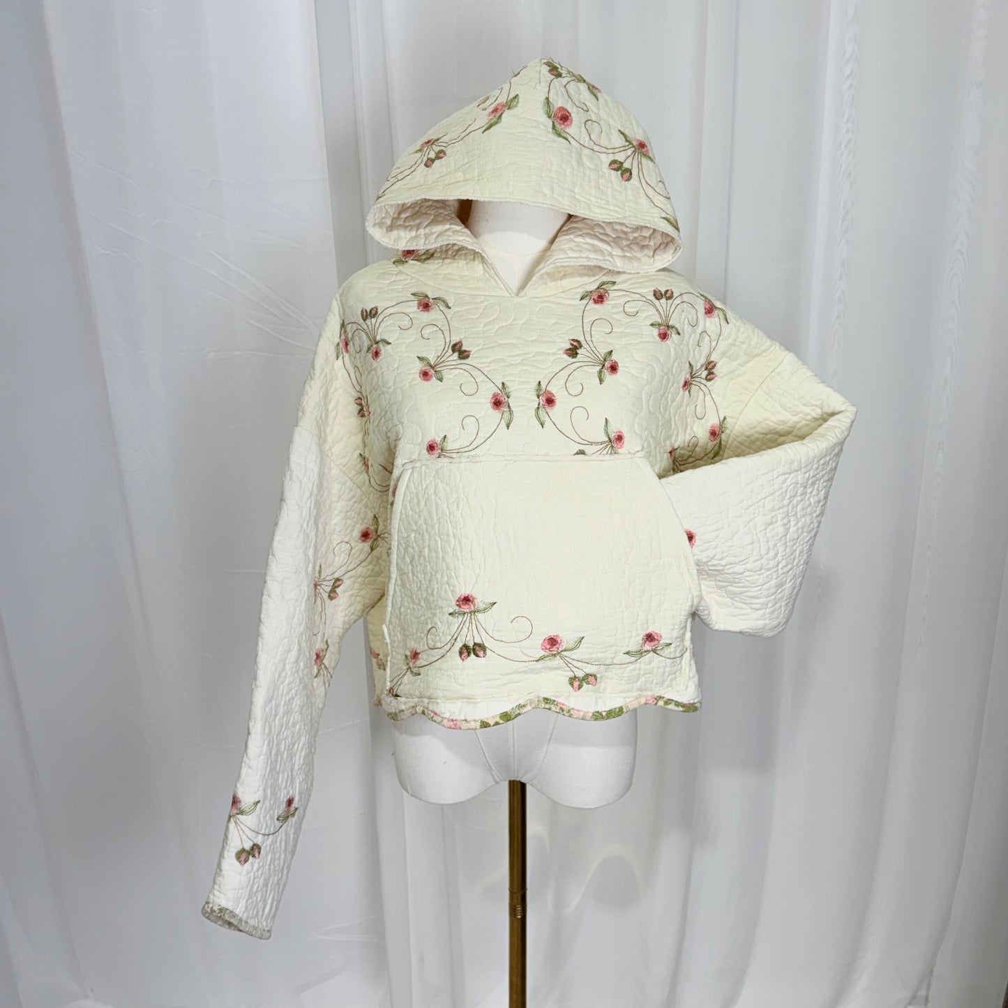 Elegant Rose Quiltoodie (S)