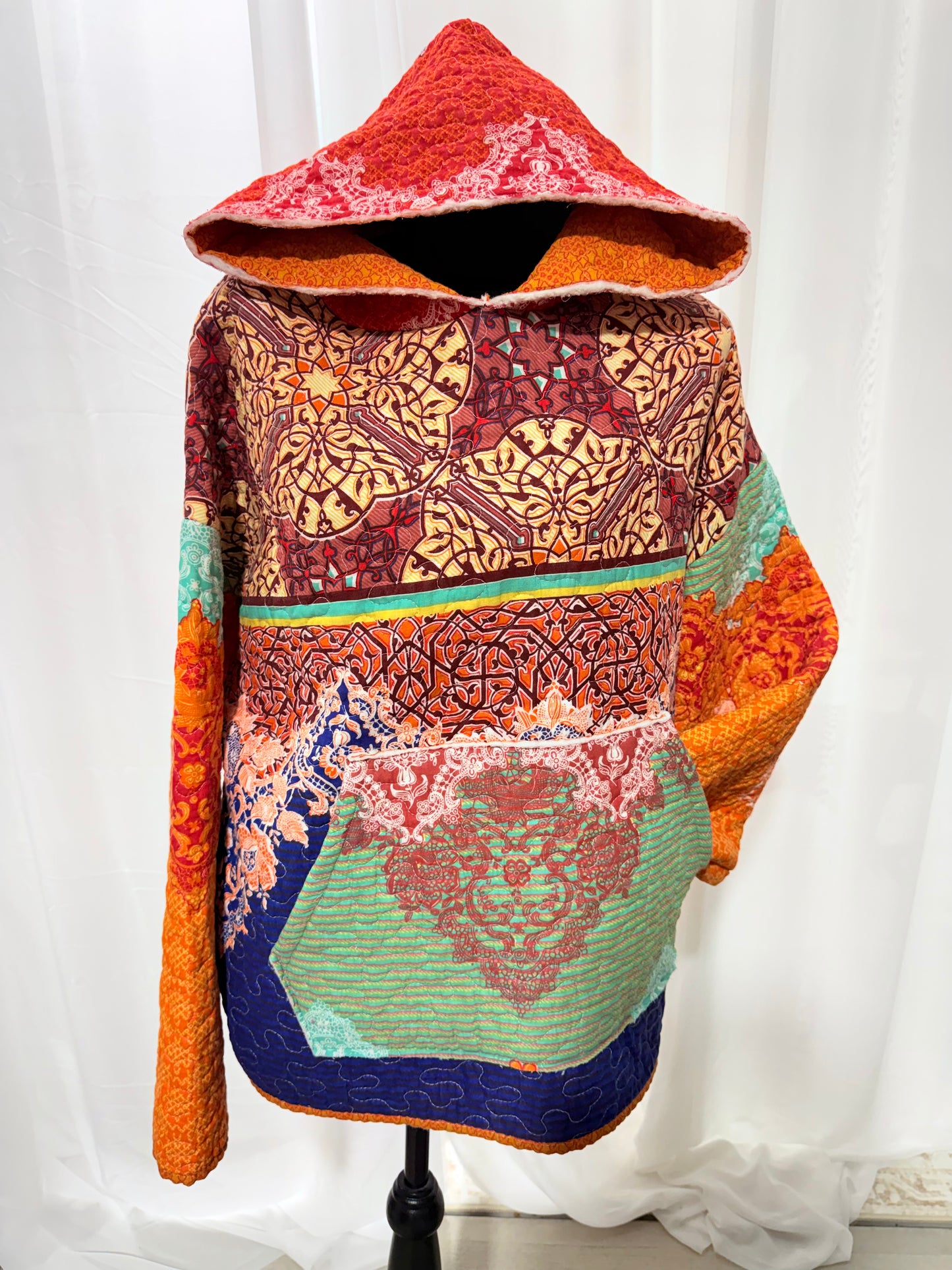 Tribal Quiltoodie (XL)