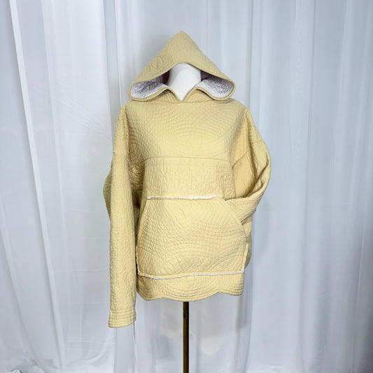 Shy Yellow Quiltoodie (M)