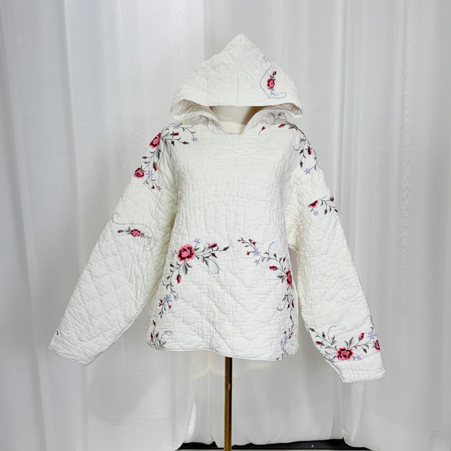 White Rose Quiltoodie (S)